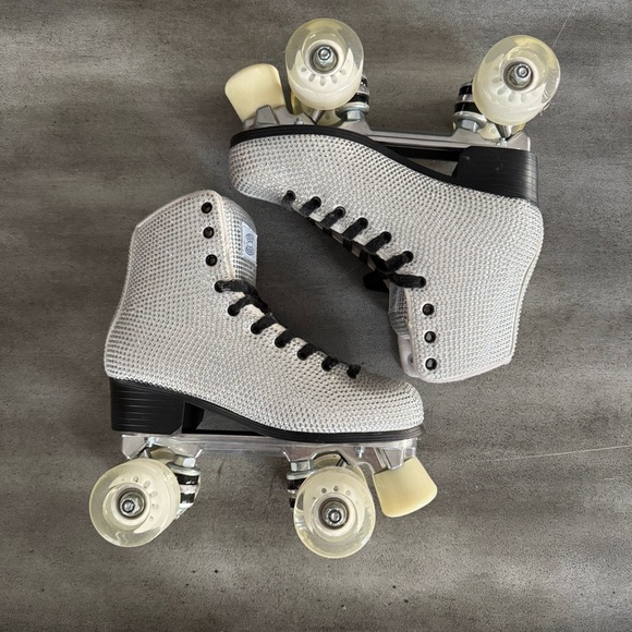 Steve Madden Rhinestone Roller Skates - Picture 2 of 4